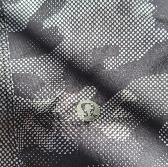 Lululemon Athletic Shorts - Picture 3 of 6